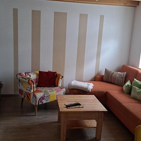 Ferienwohnung Punkt, 5 Gehminuten Vom Europa-Park Rust Esterno foto