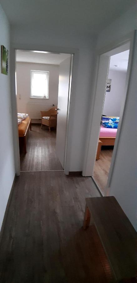Ferienwohnung Punkt, 5 Gehminuten Vom Europa-Park Rust Esterno foto