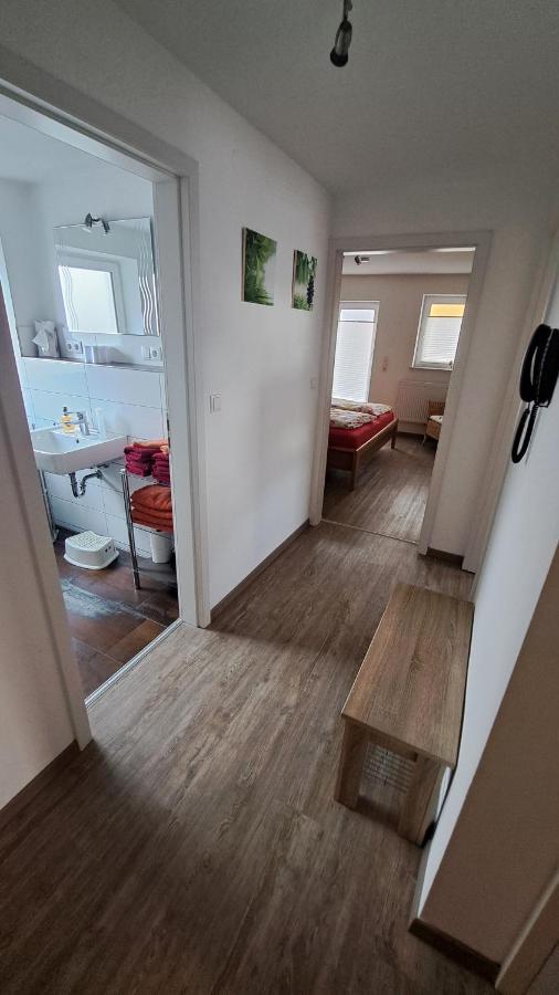 Ferienwohnung Punkt, 5 Gehminuten Vom Europa-Park Rust Esterno foto