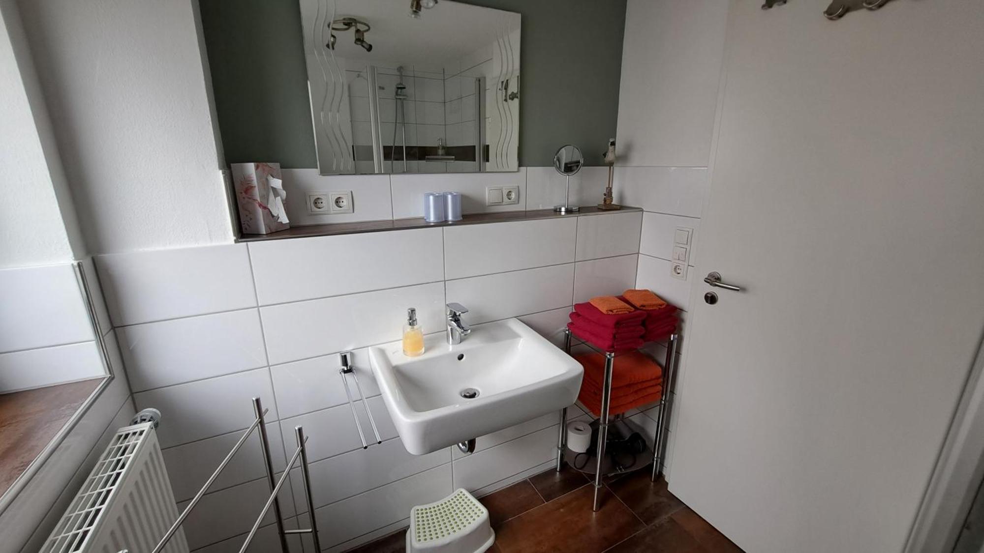 Ferienwohnung Punkt, 5 Gehminuten Vom Europa-Park Rust Esterno foto