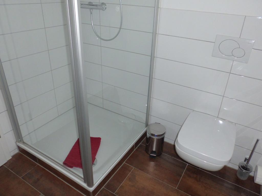 Ferienwohnung Punkt, 5 Gehminuten Vom Europa-Park Rust Camera foto